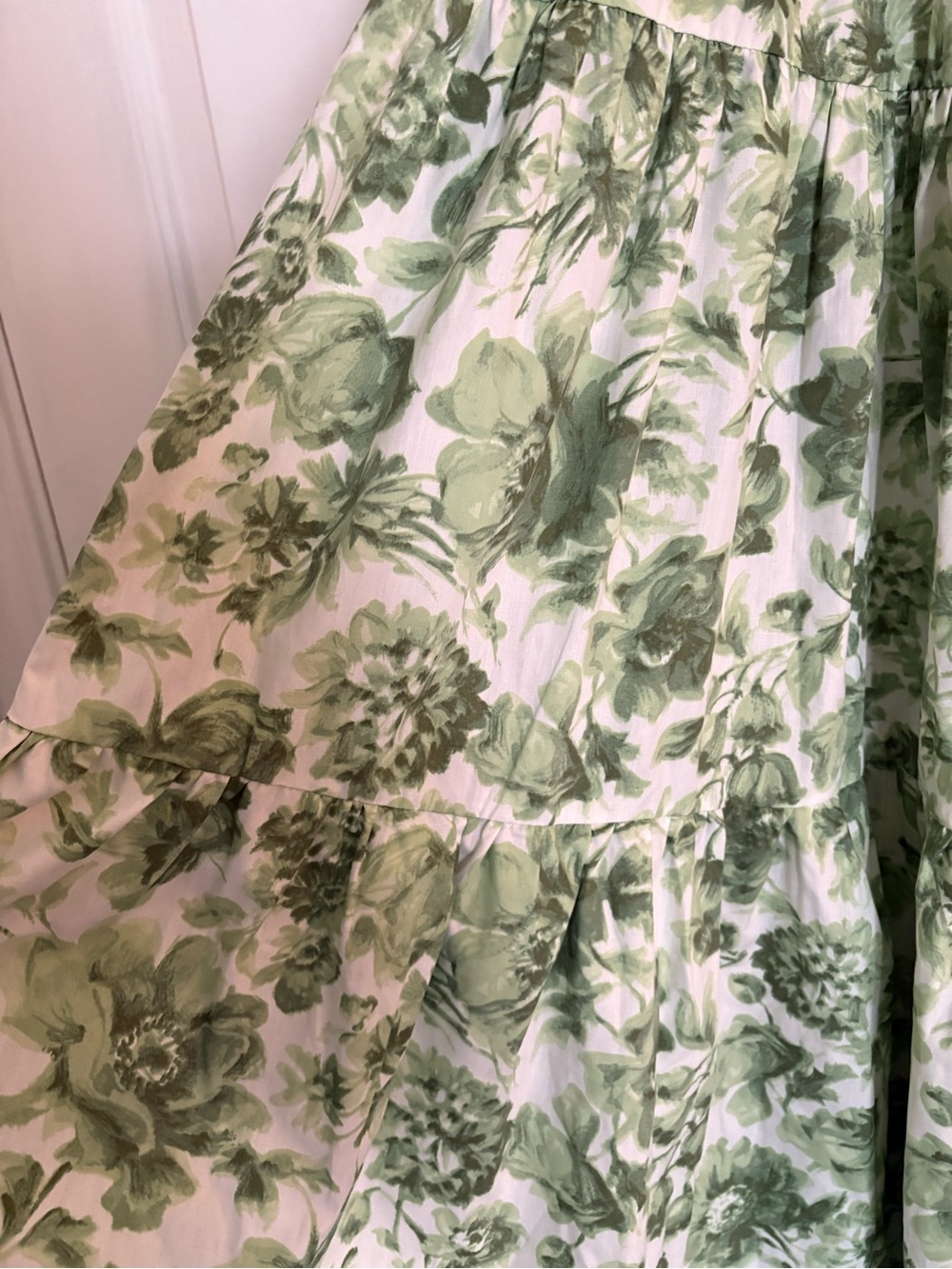 Abercrombie & Fitch Green Floral Tiered Maxi Dress - Picture 4 of 4